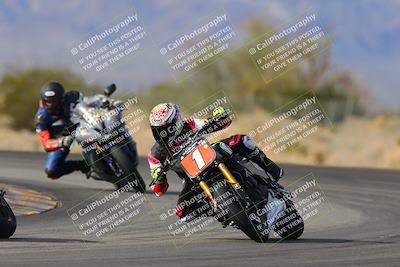 media/Dec-17-2022-SoCal Trackdays (Sat) [[224abd9271]]/Turn 7 Set 2 (1140am)/